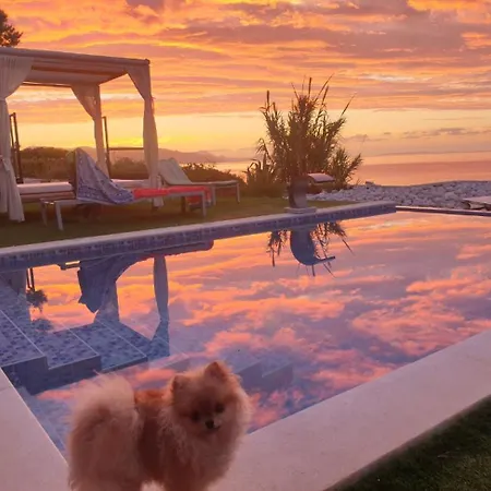 Ocean Island Villa *